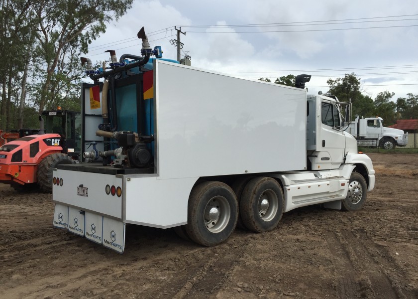 Water truck 18000L 4