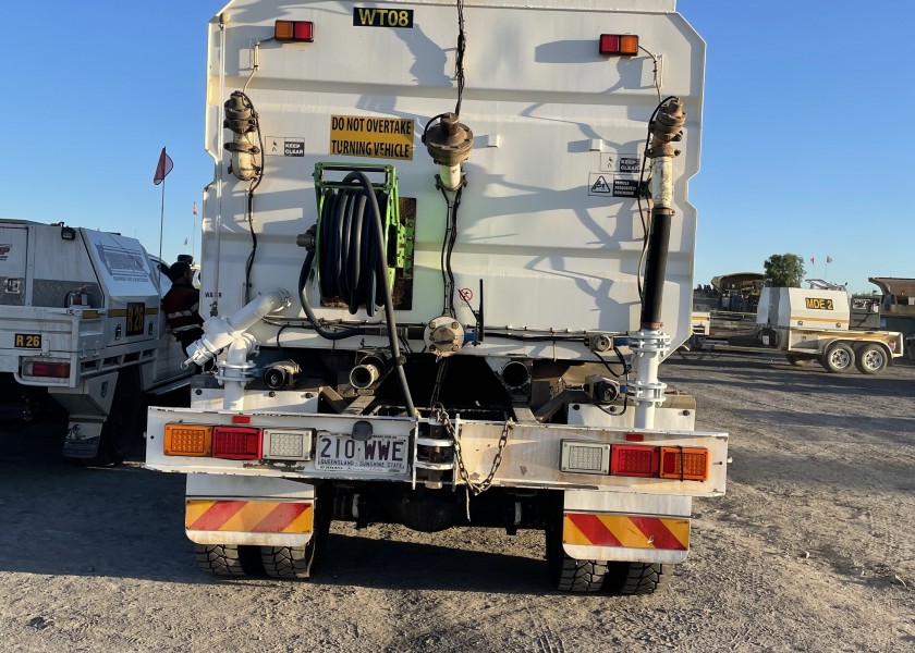 18,000L Water Truck 3