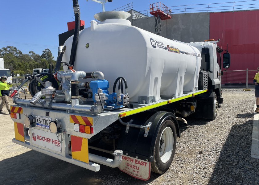 8000L Water Truck 3