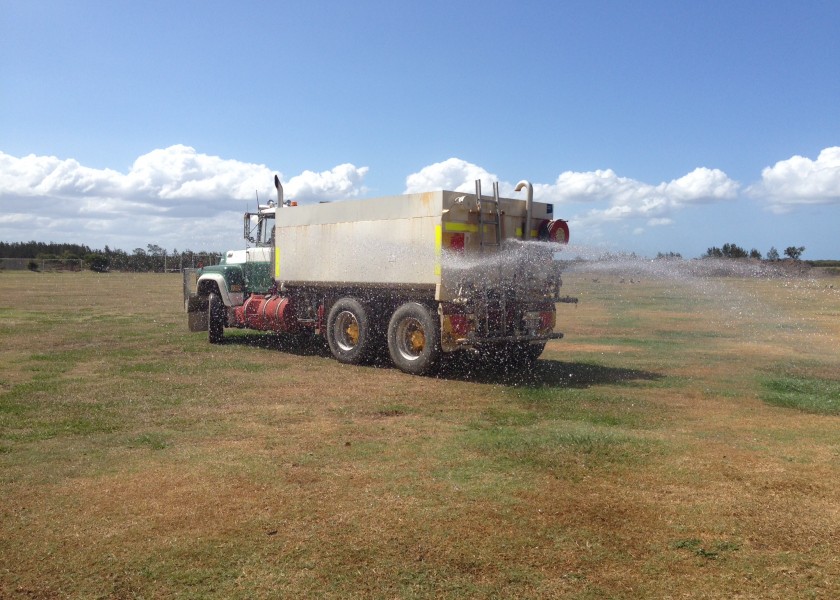 Water Truck Mack 10000L 3