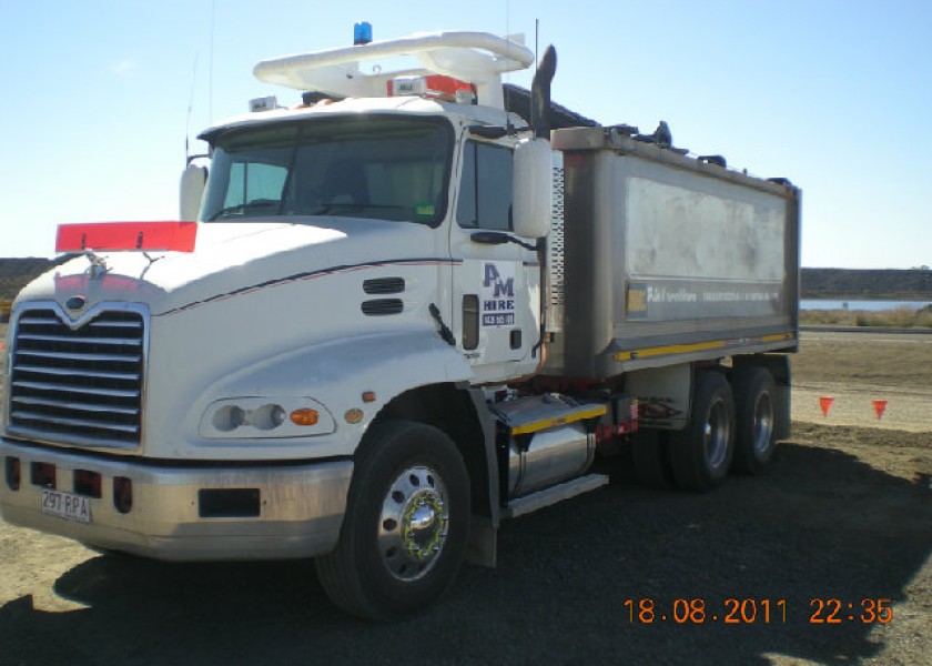 Water Truck & Tipper 2