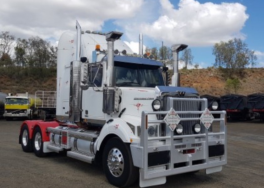 WESTERN STAR 4864 FXB 1