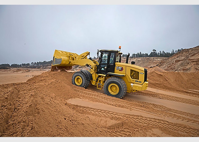 Cat 938H Wheel Loader 1