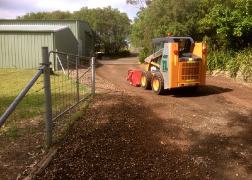 Wheeled Skidsteer 1