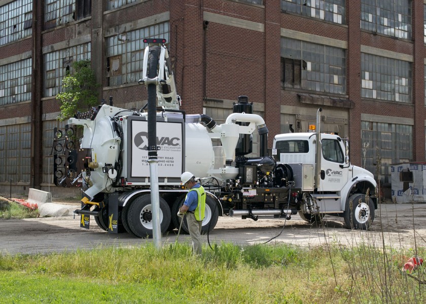 X-8 Hydro Excavator 7