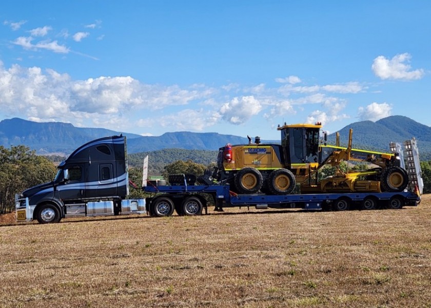 XCMG GR2605 Grader 2
