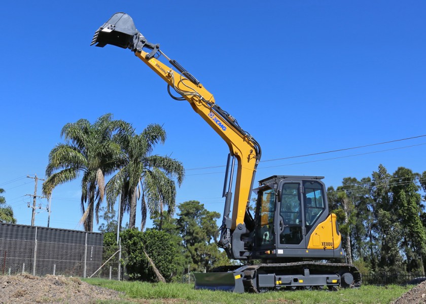 XCMG XE80U Excavator 9T 5