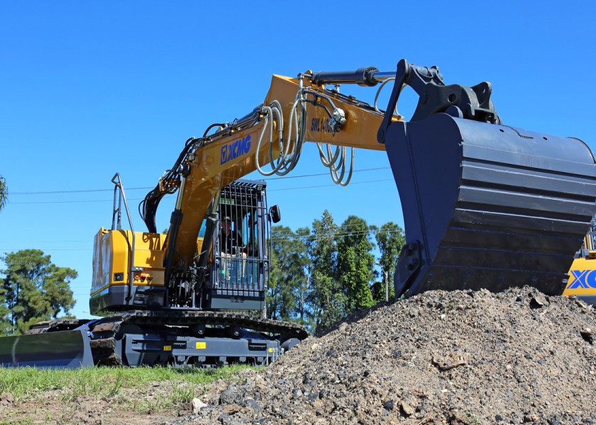 XCMG XE155UCR Excavator 15T-16T 1