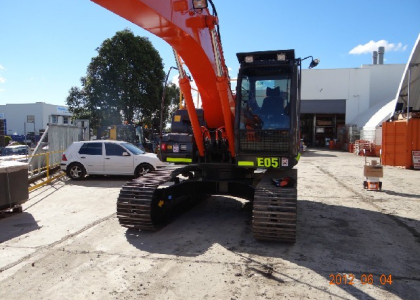 Zx210 Hitachi 20T Excavator 3