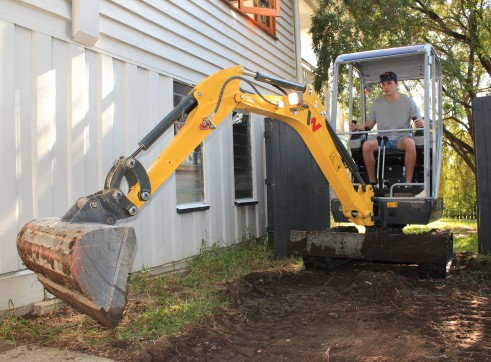 1.6 Tonne Mini Excavator