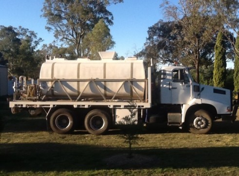 12000LT WATER TRUCK FOR HIRE 2