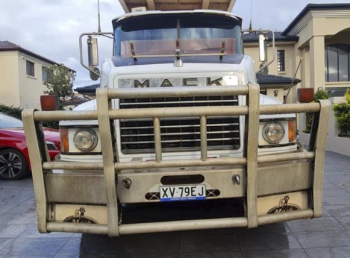 14,000L Mack Metro-Liner  Water Truck - mine spec 5