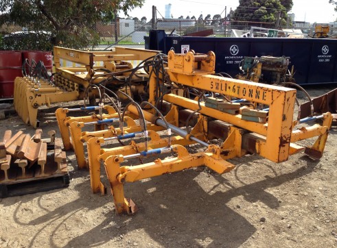 14T High Rail Wheeled Excavator 3