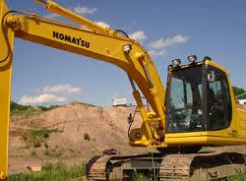18 Tonne Excavator with attachments