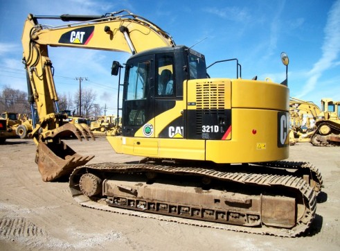 20T Caterpillar 320D Excavator - zero swing 1
