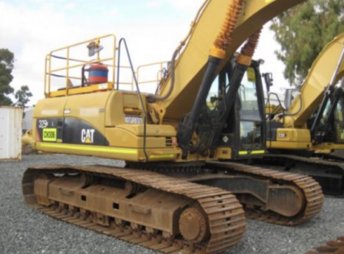 329DL  CAT Excavator for hire 2
