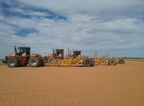 A1 7 x  Case STX 600 & 500 Tractors and scoops 6