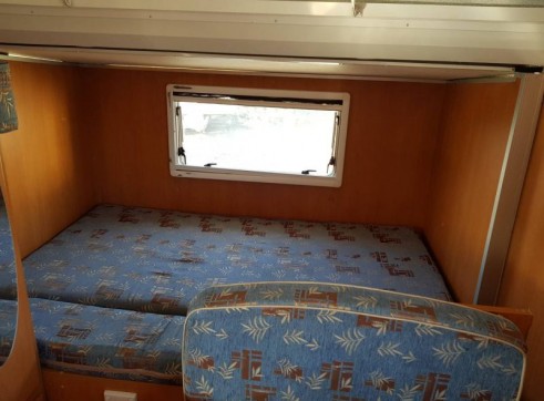Caravan Accommodation 1-6 Person - Avan Ray 7