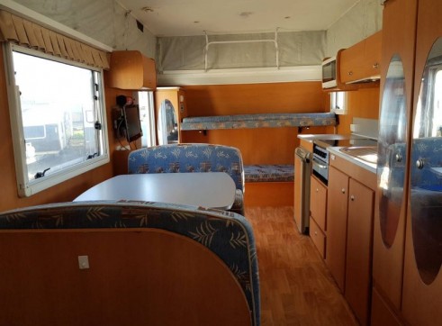 Caravan Accommodation 1-6 Person - Avan Ray 8