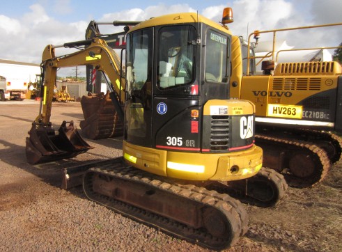 Cat 305CR Hydraulic Excavator 2