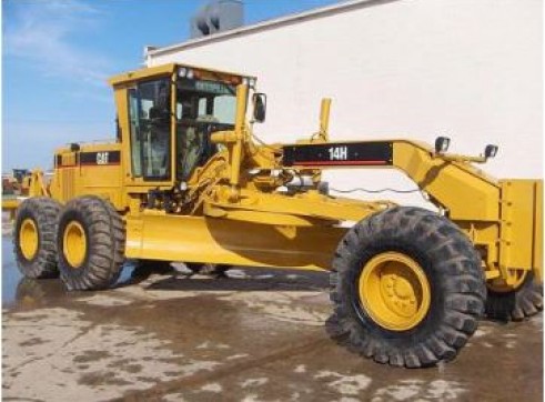 Caterpillar 14H Grader for hire 1