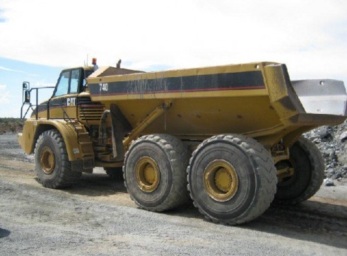 Caterpillar 740B Articulated Dump Trucks 2