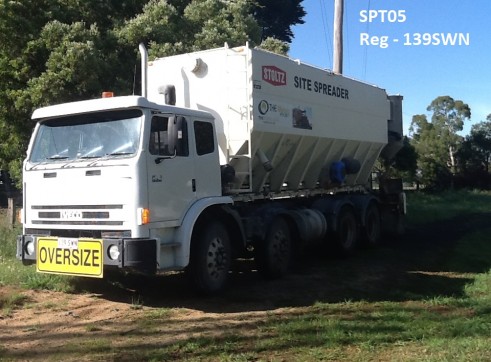 Cement/Lime Spreader Truck 2