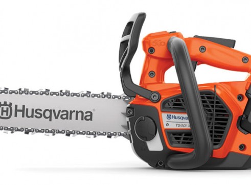 Chainsaw Wet Hire - Tree Removal & Pruning, Hedge Clipping & Stump Grinding 1