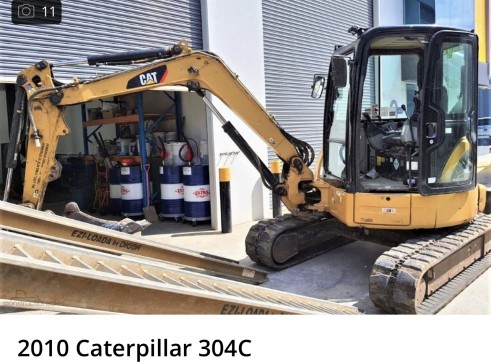 5T Caterpillar Excavator 1