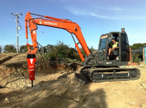 Excavator Attachments (hydraulic)