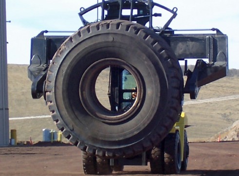 Greenfield GPI TH25 Tyre Handler 2