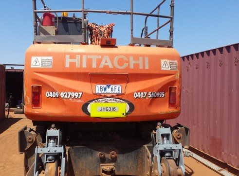 17T HiRail Excavator (Rubber Tyre) Hitachi ZX170W 1