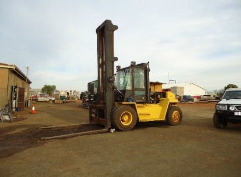 HYSTER FORKLIFT 10 TON 2
