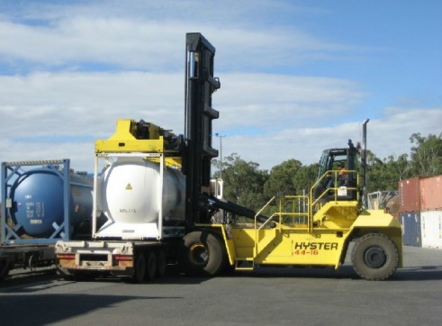 Hyster H44.00XM-16CH Container Handler