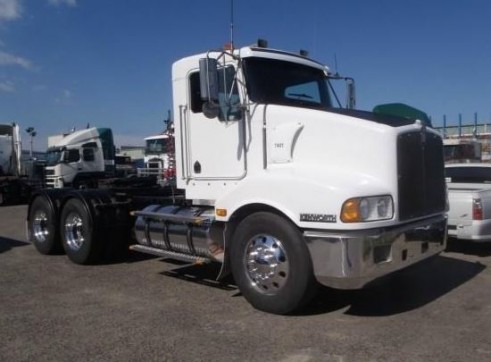 Kenworth T404s Prime Mover