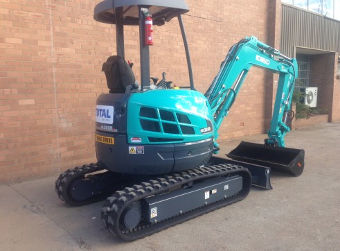 Kobelco SK30 with height and slew limiters