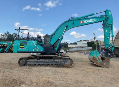 30T Kobelco SK300LC-10 Excavator 2