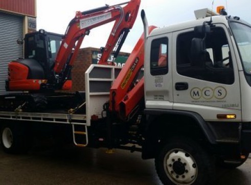 Kubota 5 T Excavator with all attachments