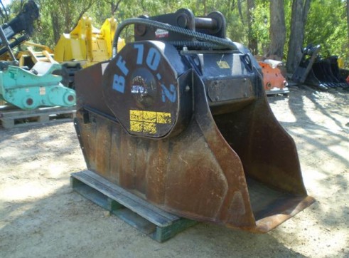 MB Crusher Bucket FOR HIRE OR SALE