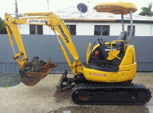 PC27 Komatsu 3 ton excavator
