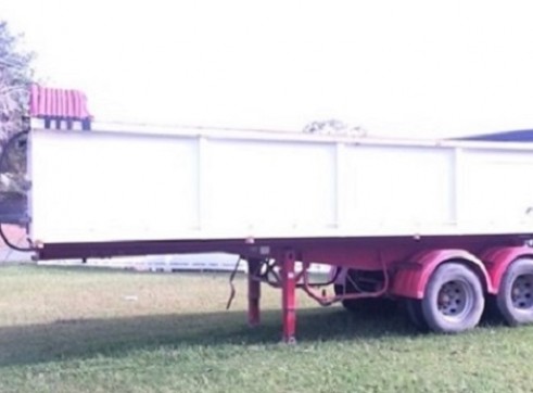 Semi Tipper trailer for wet hire