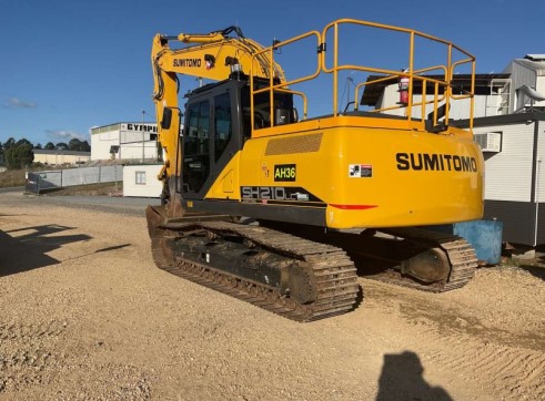 21T Sumitomo SH210LC Excavator 2