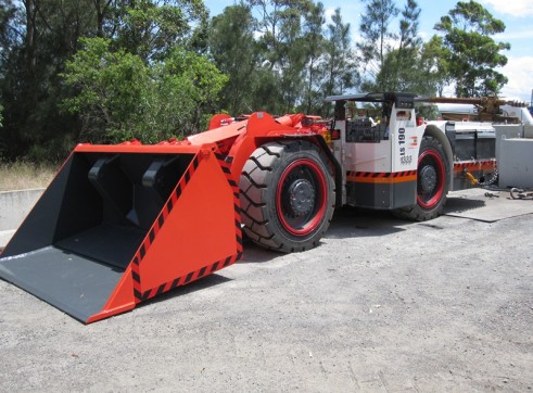 Underground Loaders Available for Hire 1