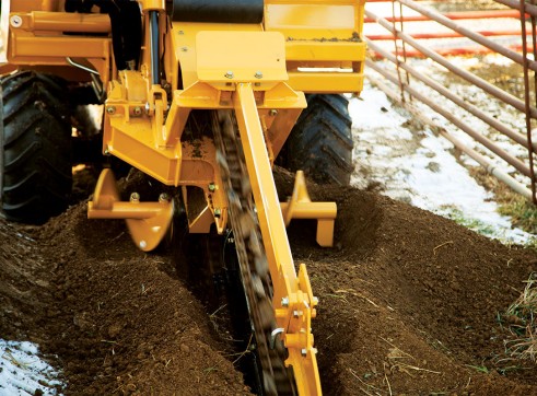65HP Vermeer RTX450 Ride-On Trencher 4