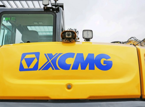 XCMG XE80U Excavator 9T 3