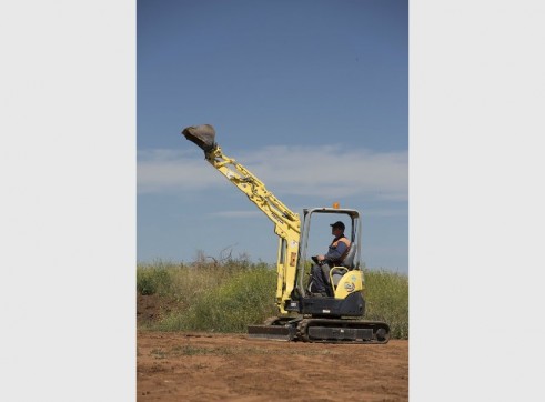 Yanmar Vio 20-3 2 tonne Excavator ROPS 2